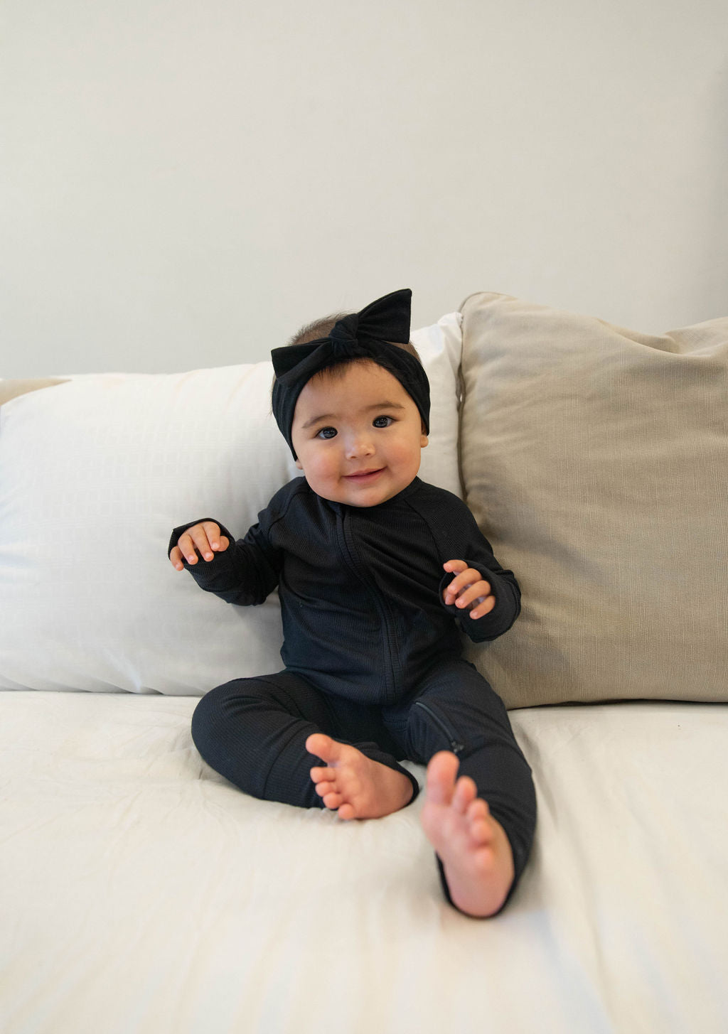 Bamboo Long Sleeve Baby Romper in Jet